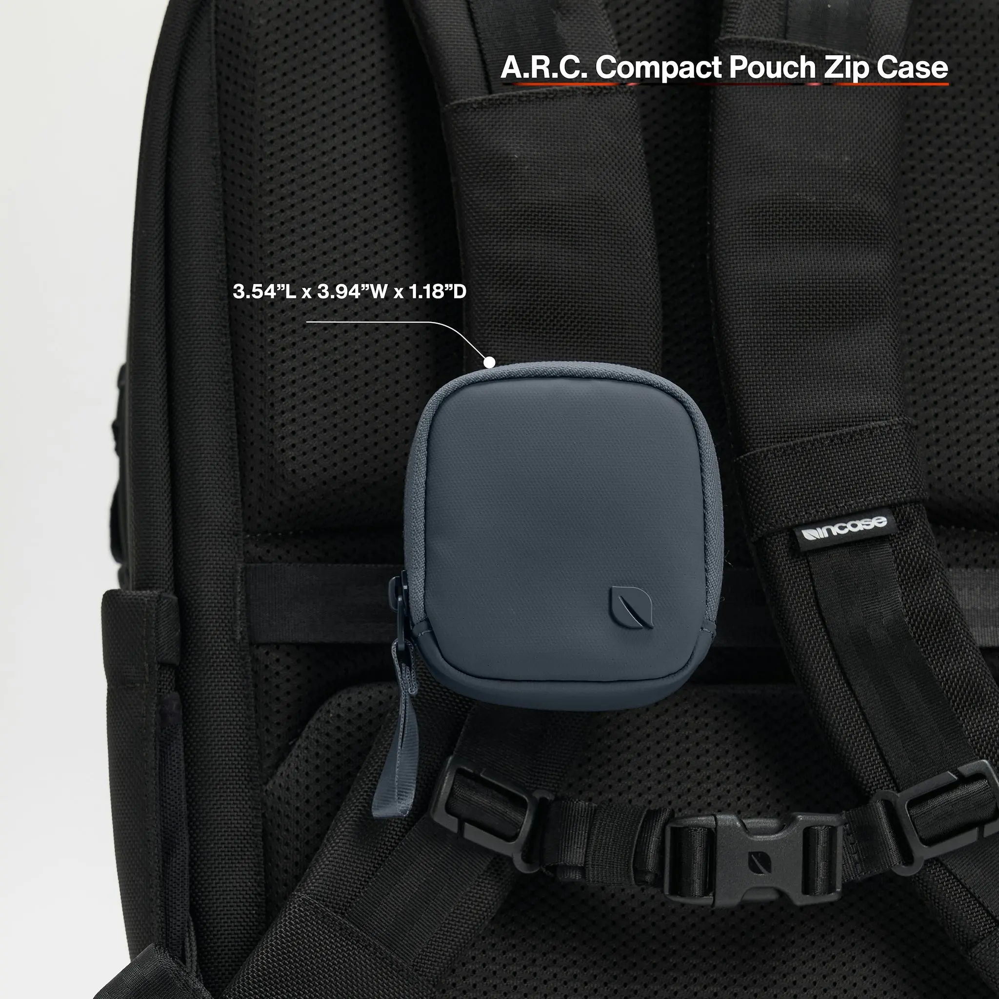 Incase A.R.C. Compact Pouch - Image 15