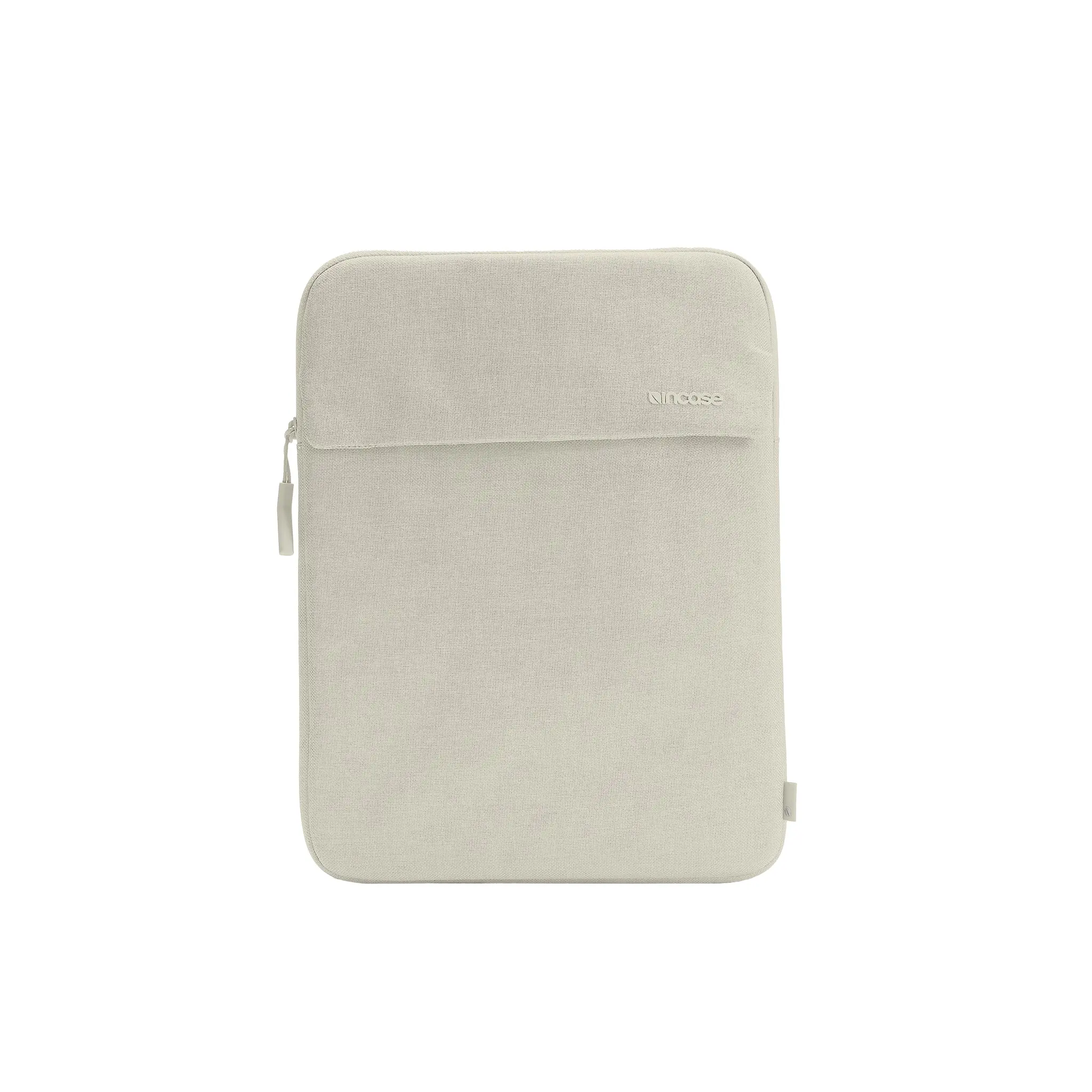 Incase Crosstown Sleeve for 16-inch Laptop - Image 12
