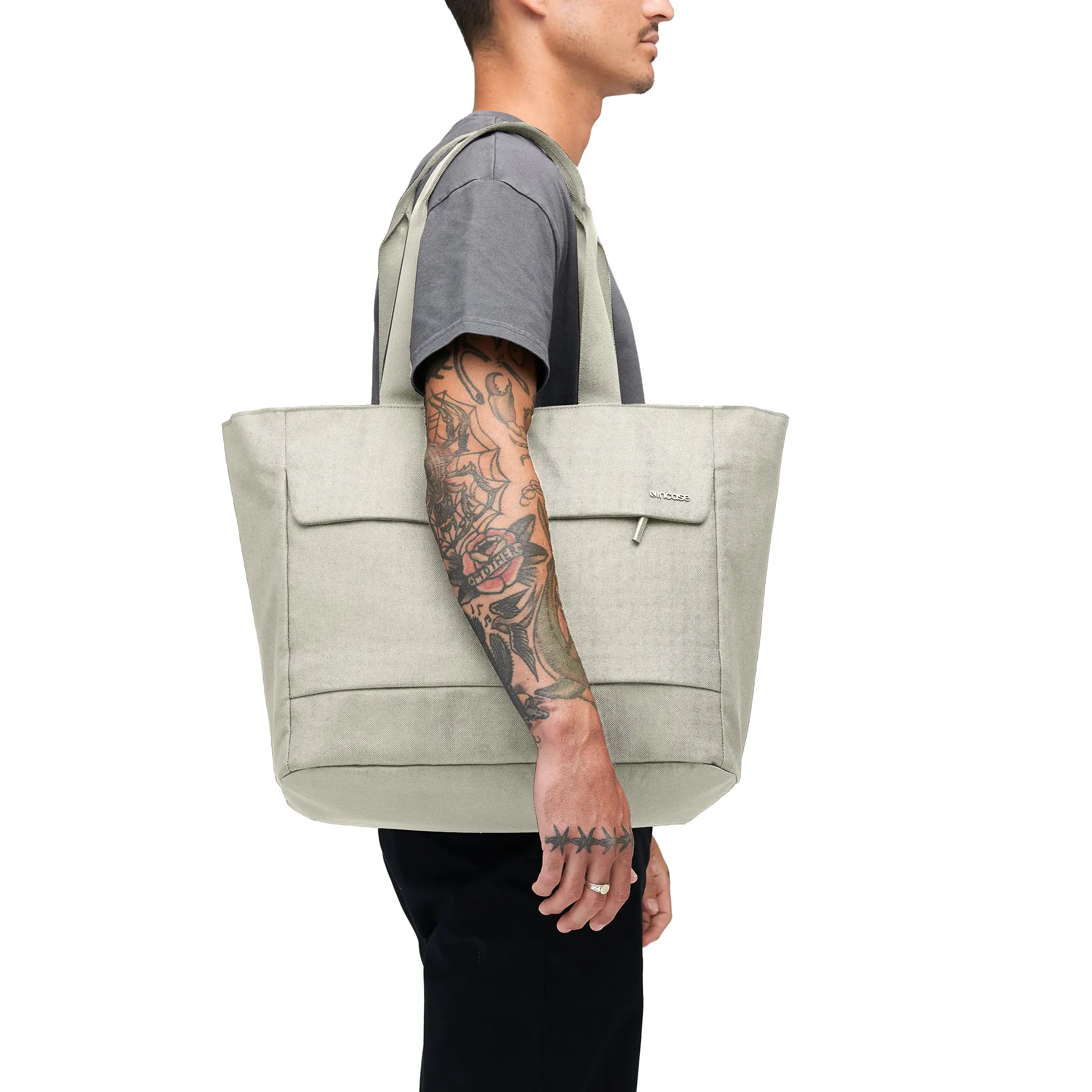 Incase Crosstown Tote with Woolenex - 25L - Image 18