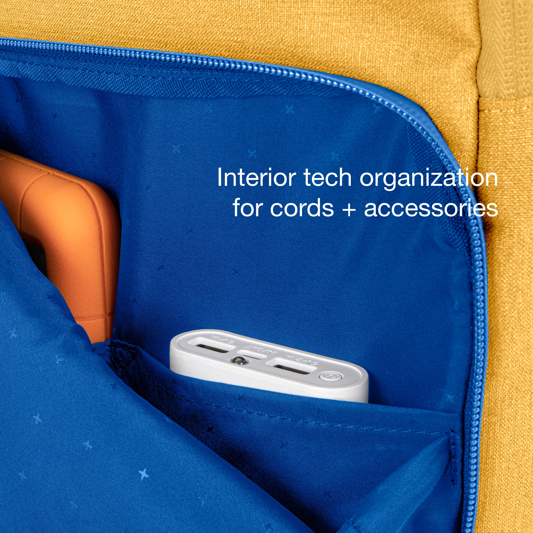 Incase Facet Backpack - 25L - Image 7