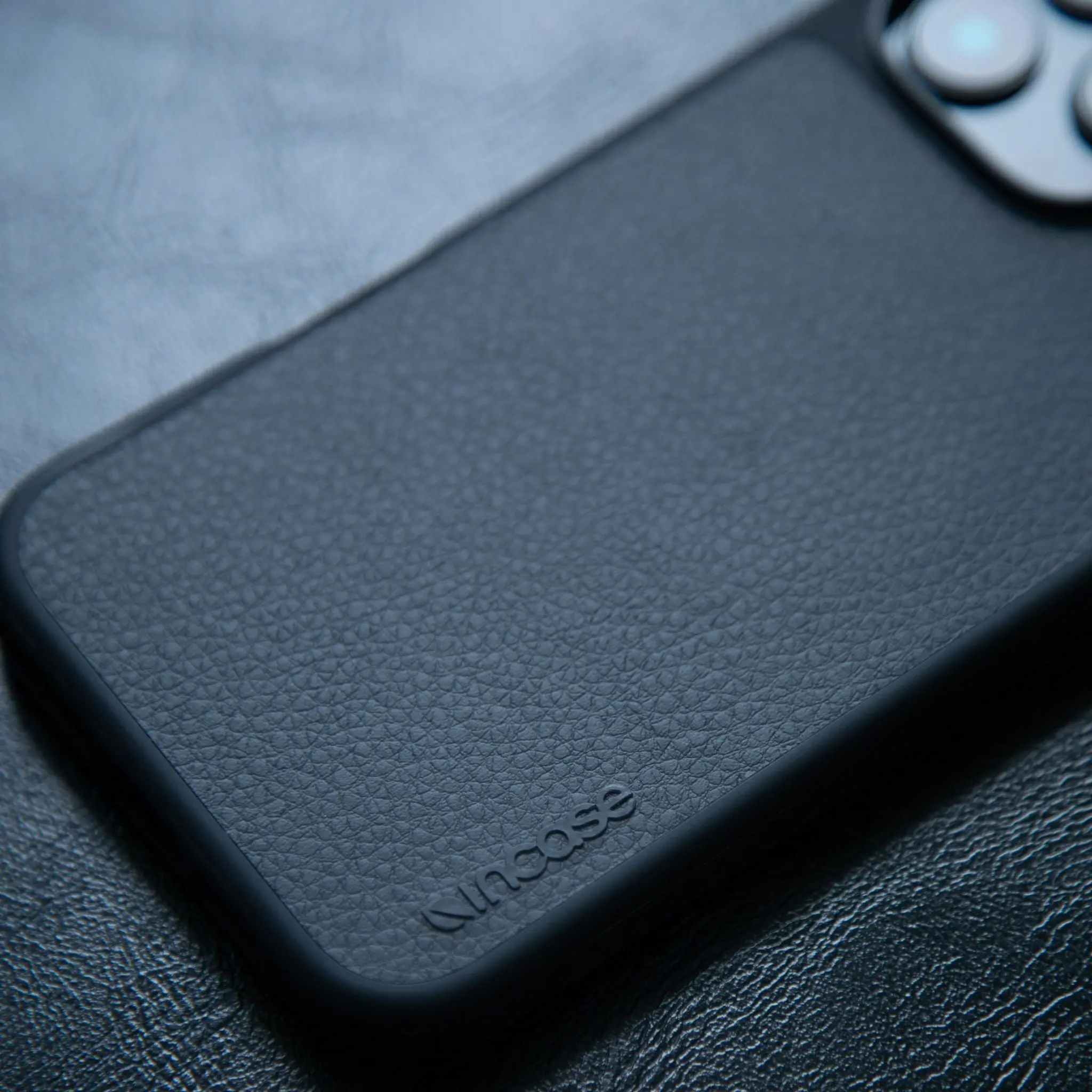 ICON Case with MagSafe for iPhone 16 - Image 29
